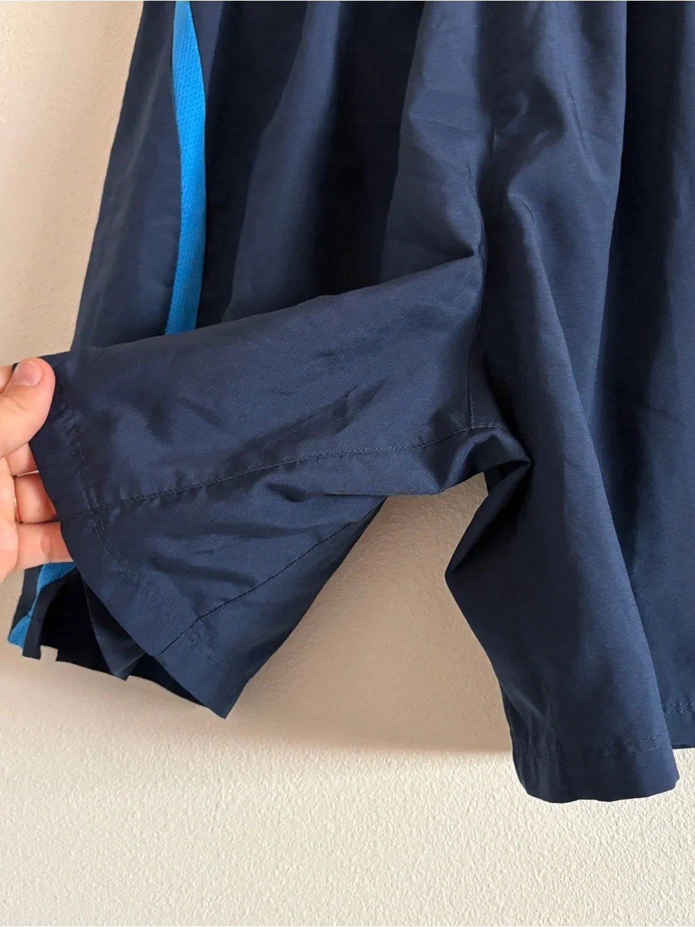 Men’s Nike Navy Athletic Running Workout Shorts with Teal Accent Medium Lined